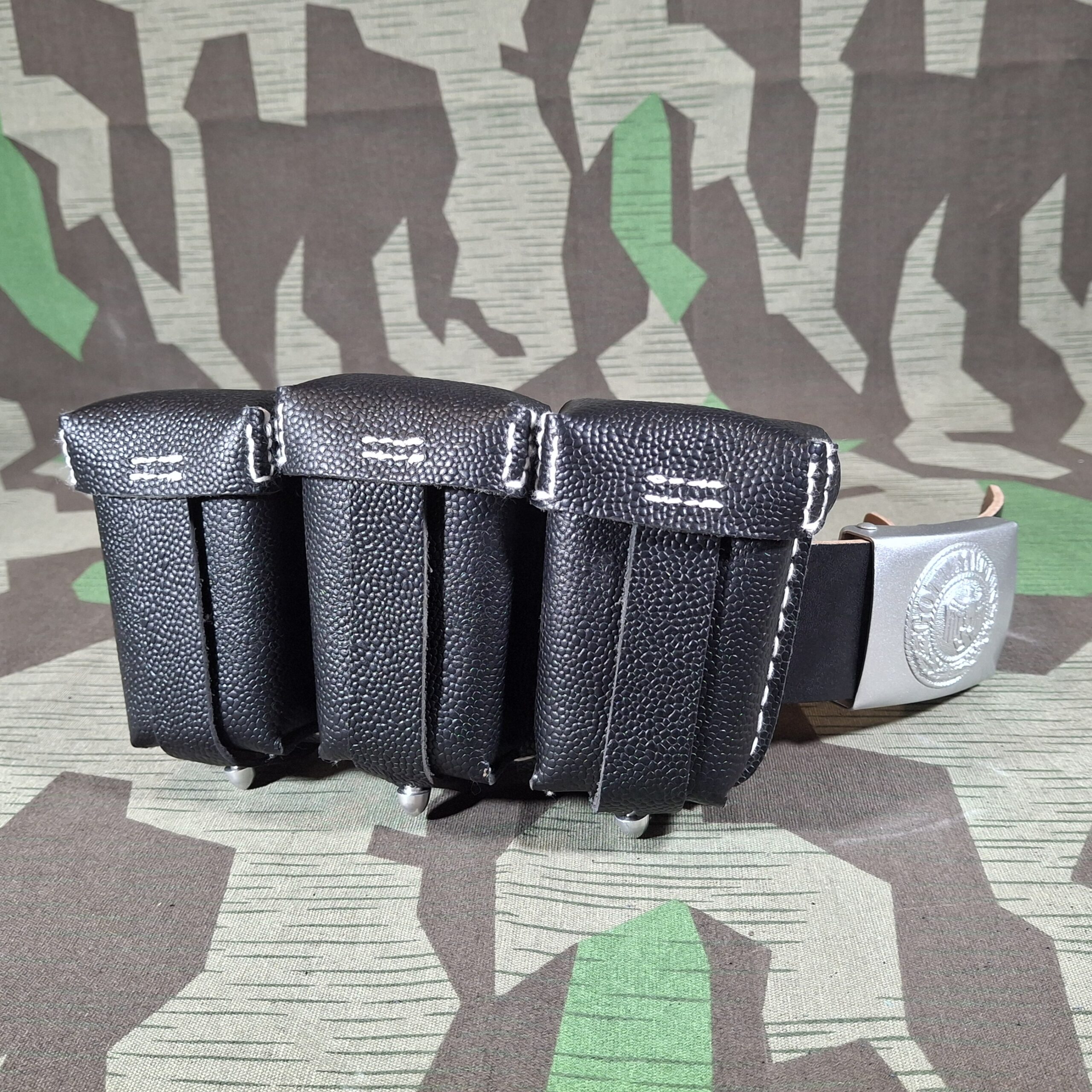 German Kar98k Rifle Pouch - Image 3
